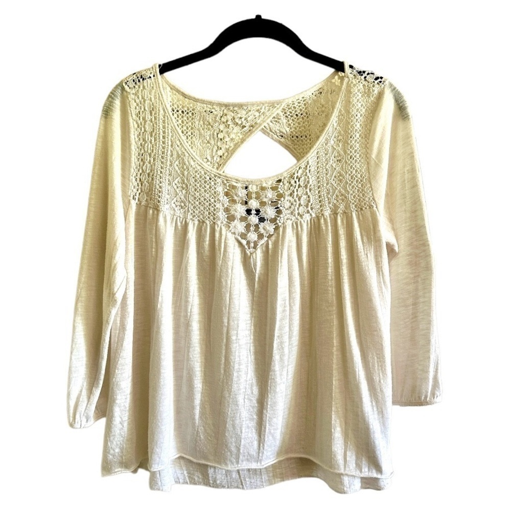 AMERICAN EAGLE OUTFITTERS, WOMENS CREAM COLOR, CROPPED TOP. SIZE S/P